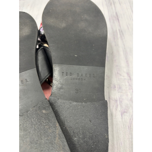 Women's Ted Baker Sandals Size 38 Black Floral - Picture 11 of 11